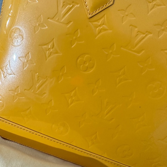 Louis Vuitton Vernis Alma PM bag - Picture 7 of 8